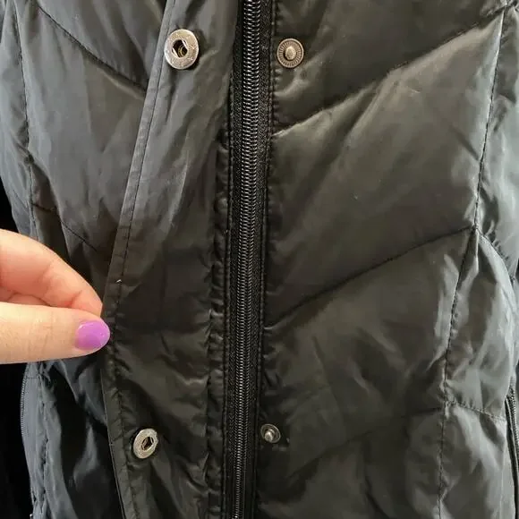 Women's Black Quilted Coat - Picture 3 of 10